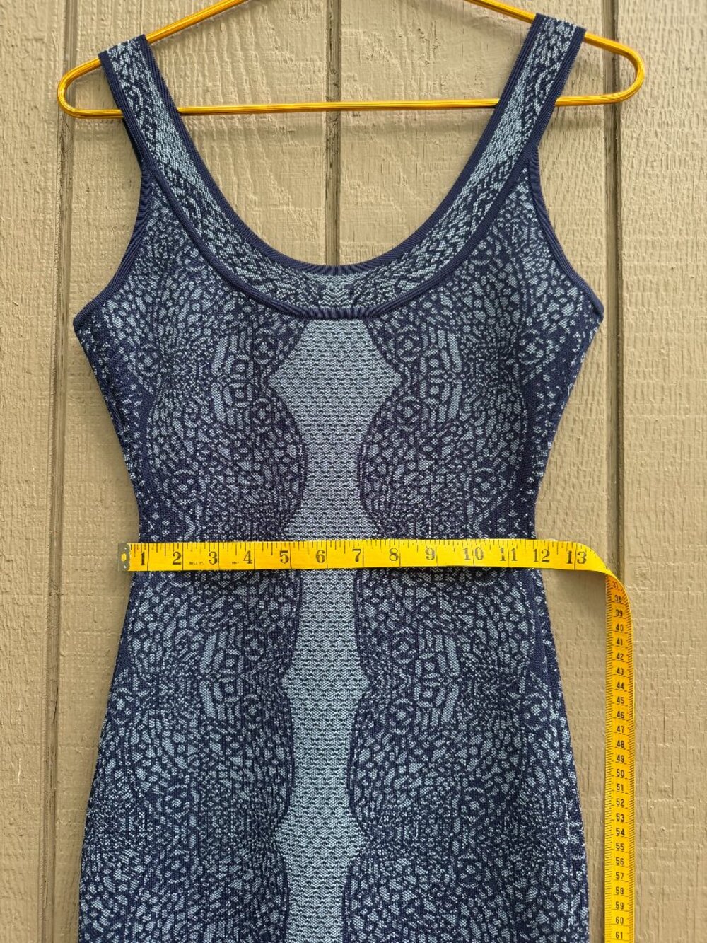 BCBG MAXAZARIA 'CASPAR' BLUE SHADOW LACE KNIT BANDAGE /BODYCON CLUB DRESS MEDIUM - Picture 4 of 9